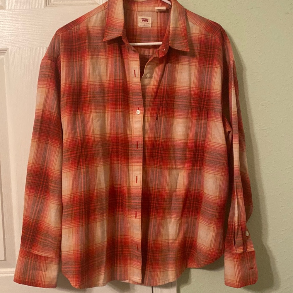 Women’s Flannel Size: L